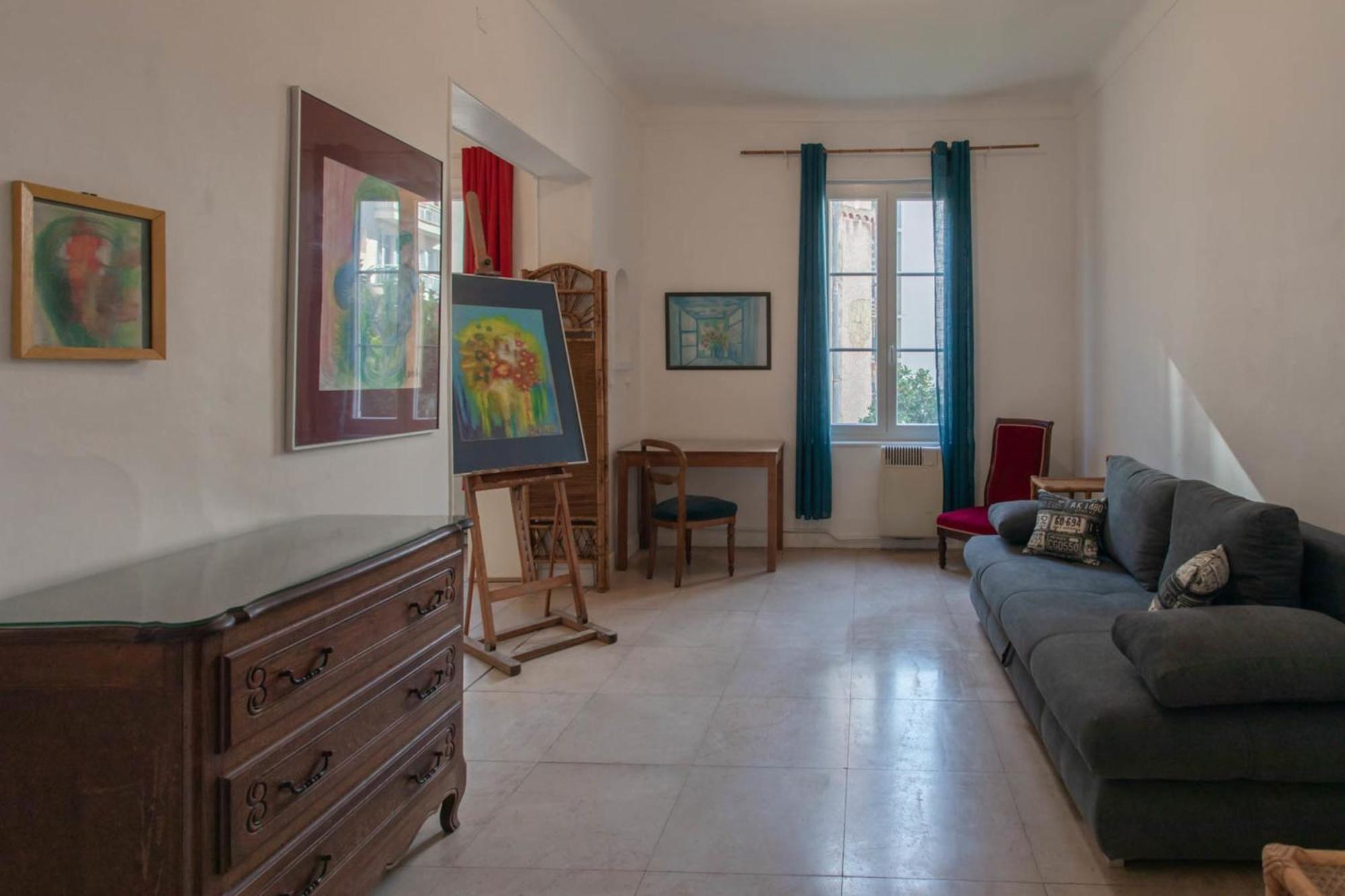 La Porte Bleue Furnished Flat * Nizza