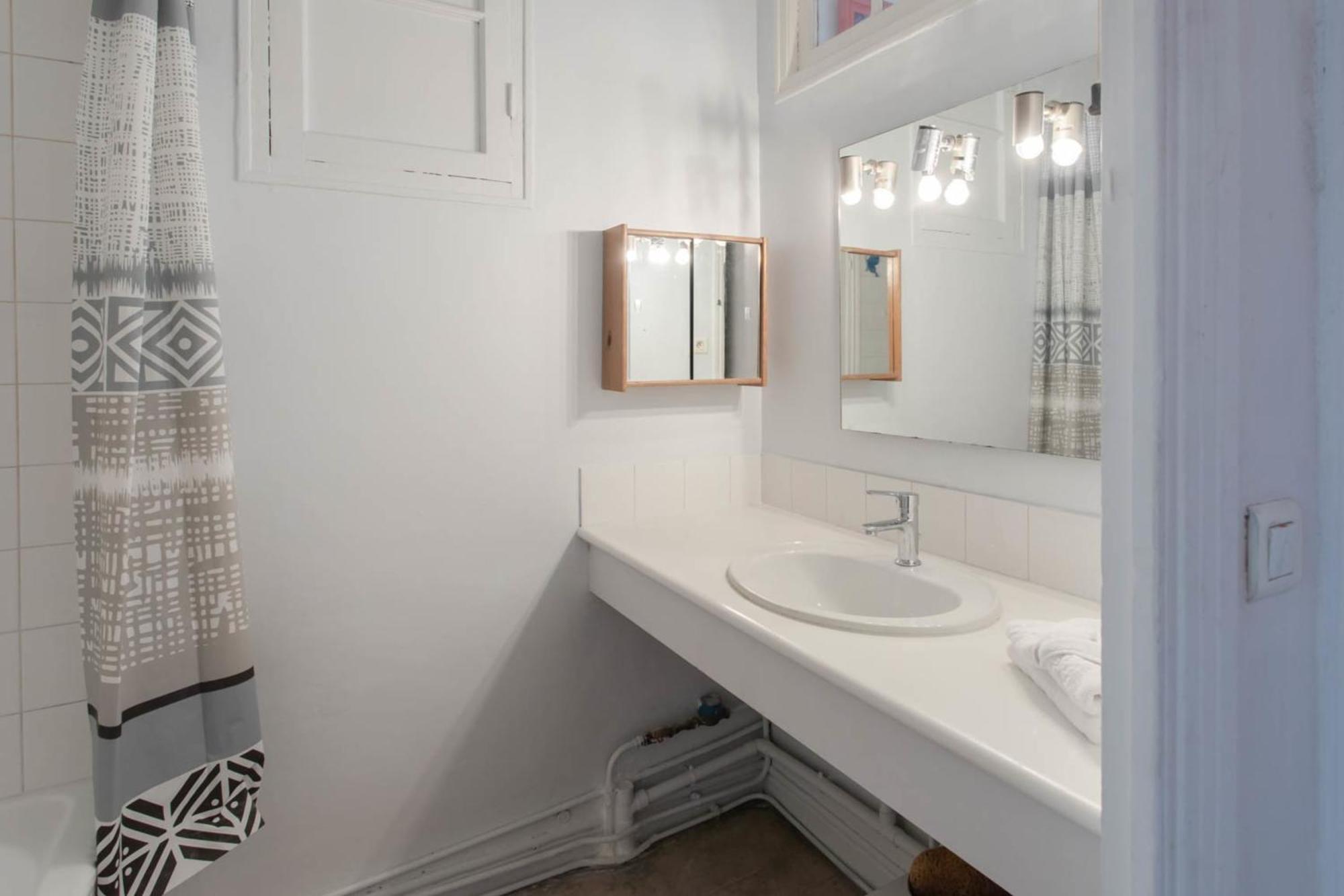 La Porte Bleue Furnished Flat Appartamento *